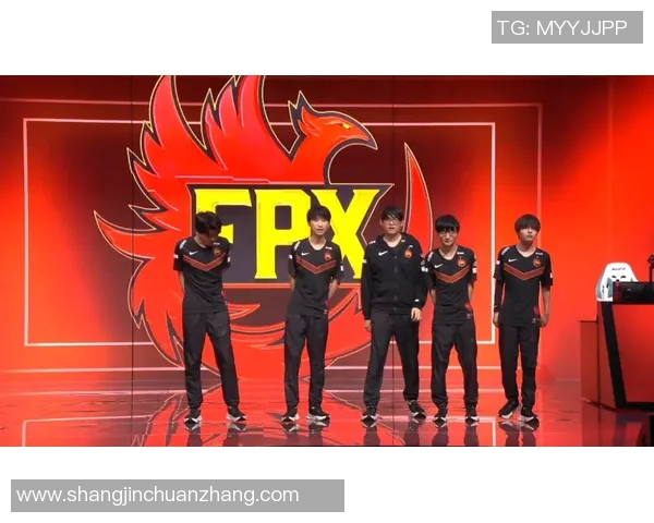 FPX战队在Major赛积分榜上以100分稳居第一，展现强劲实力与团队默契